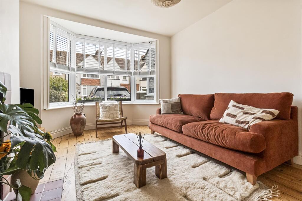 House in Worthing, West Worthing - View 4