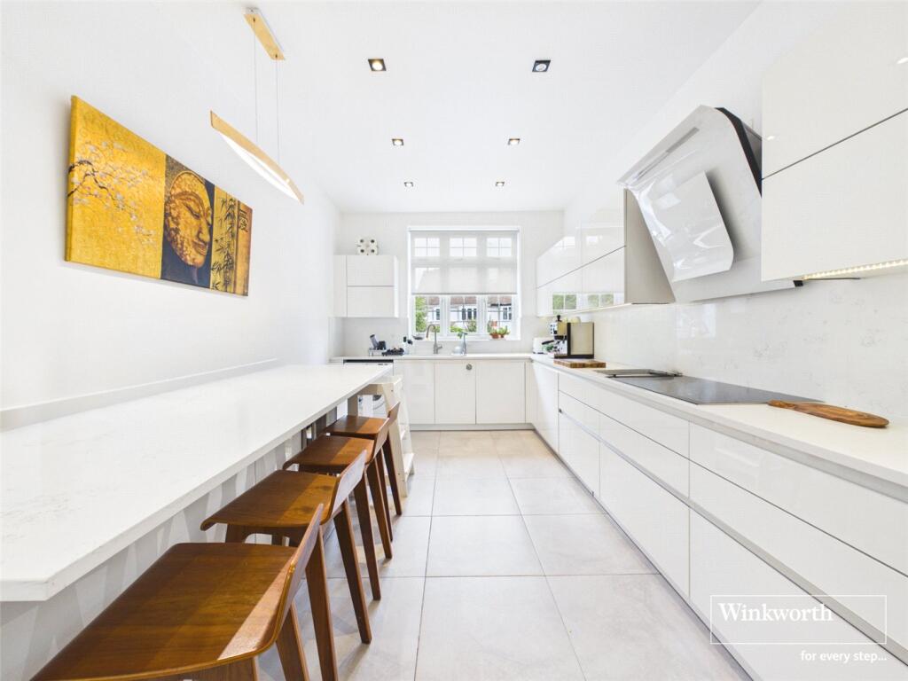 House in London, The Hyde, Hendon Central - More