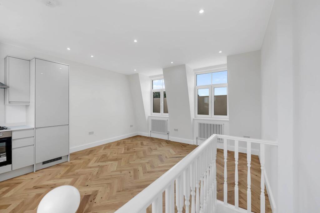 Apartment in London - View 6