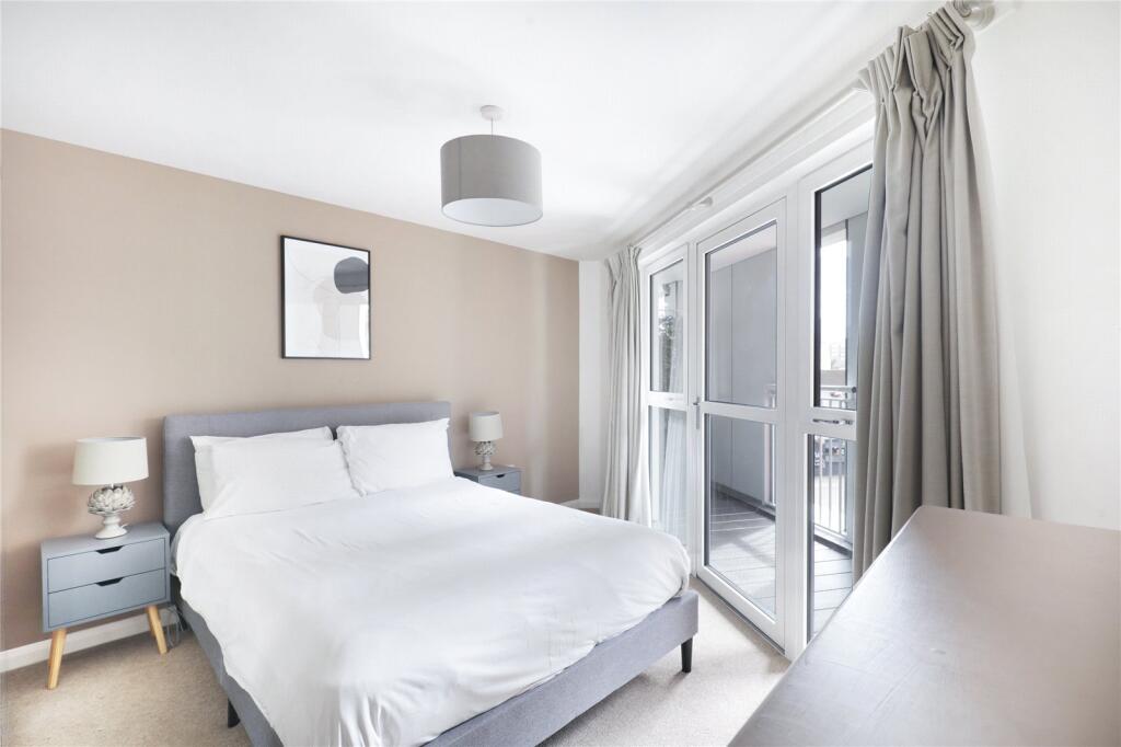 Apartment in London - View 4