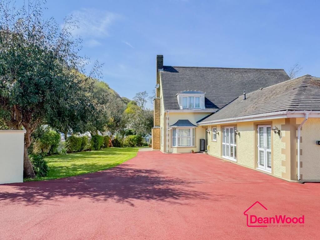 15, Queens Valley, Ramsey, Isle Of Man photo 2