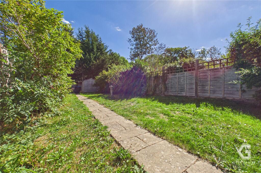 House in Redhill - View 4