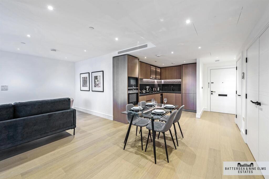 Apartment in London - More