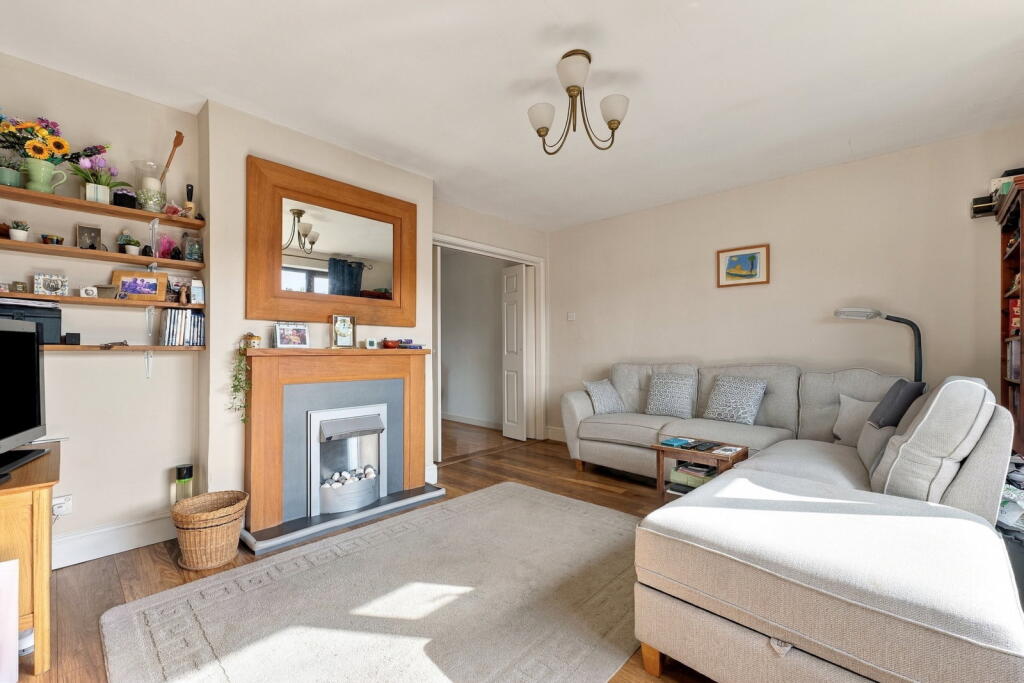 5 Bedrooms at 111 Easthorpe, Southwell photo 4