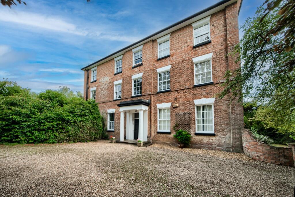 Main image of property: Ettington Grange, Stratford Road, Ettington, CV37