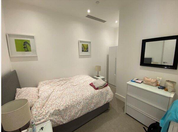 Apartment in Slough - More