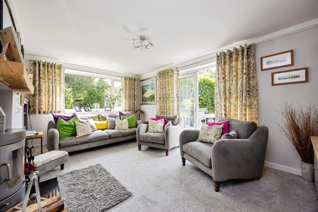 House in East Hampshire, East Meon - View 3