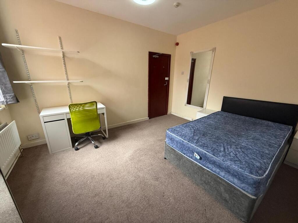 House in Manchester - More