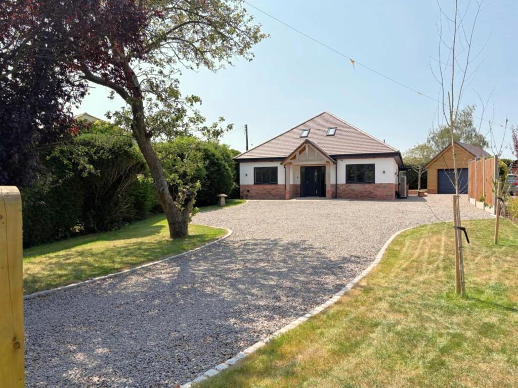 Main image of property: Blackminster, Evesham