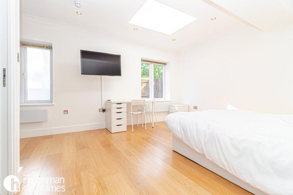 Main image of property: Watford Way, Hendon