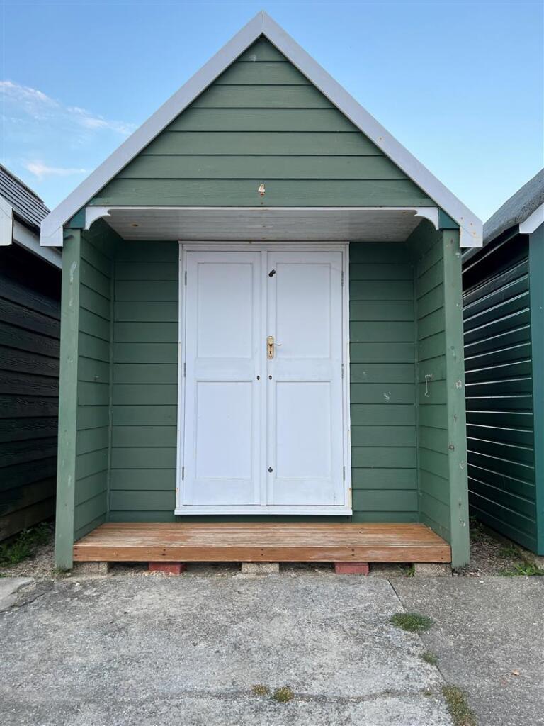 Gurnard Bay, Gurnard - View 2