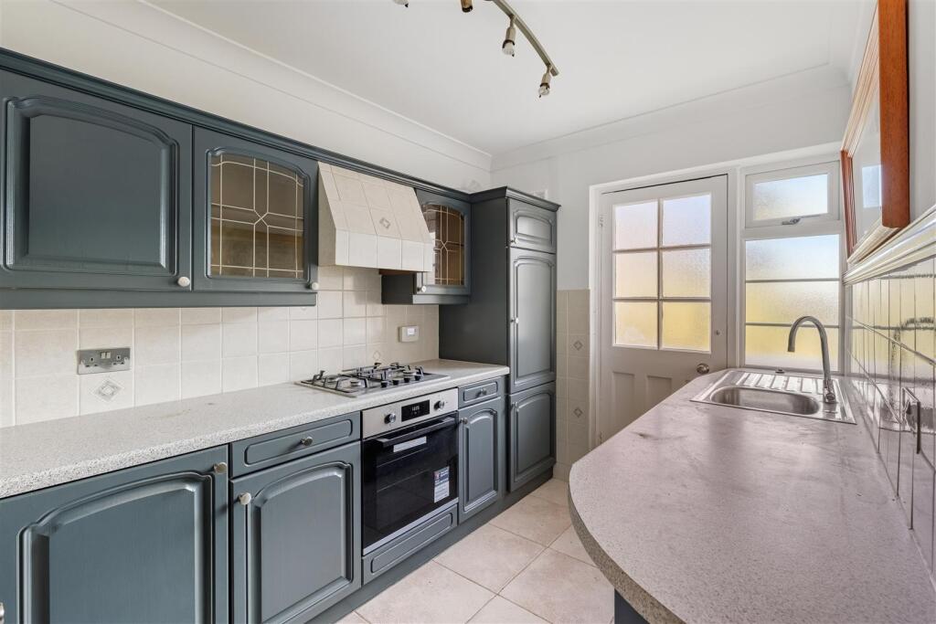 Upper Richmond Road West, East Sheen, SW14 photo 4