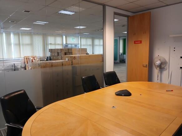 /Meeting Room