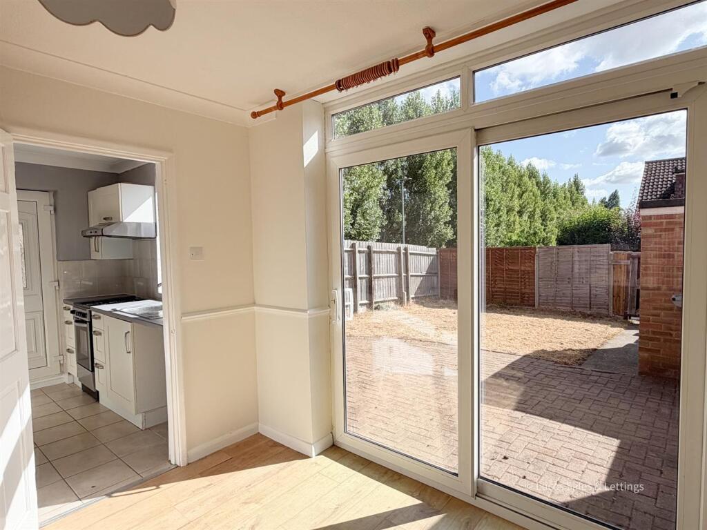 House in Northampton - View 5