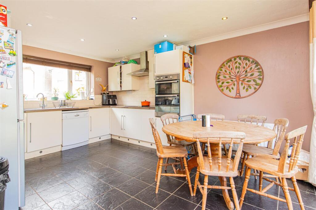 House in Northampton - View 2