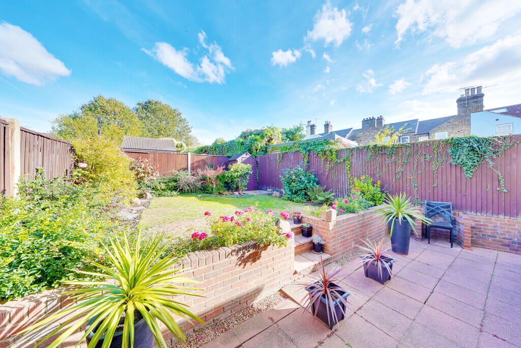 Brantwood Way, Orpington photo 4