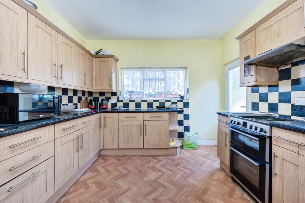 House in Bedford, Harpur - View 4