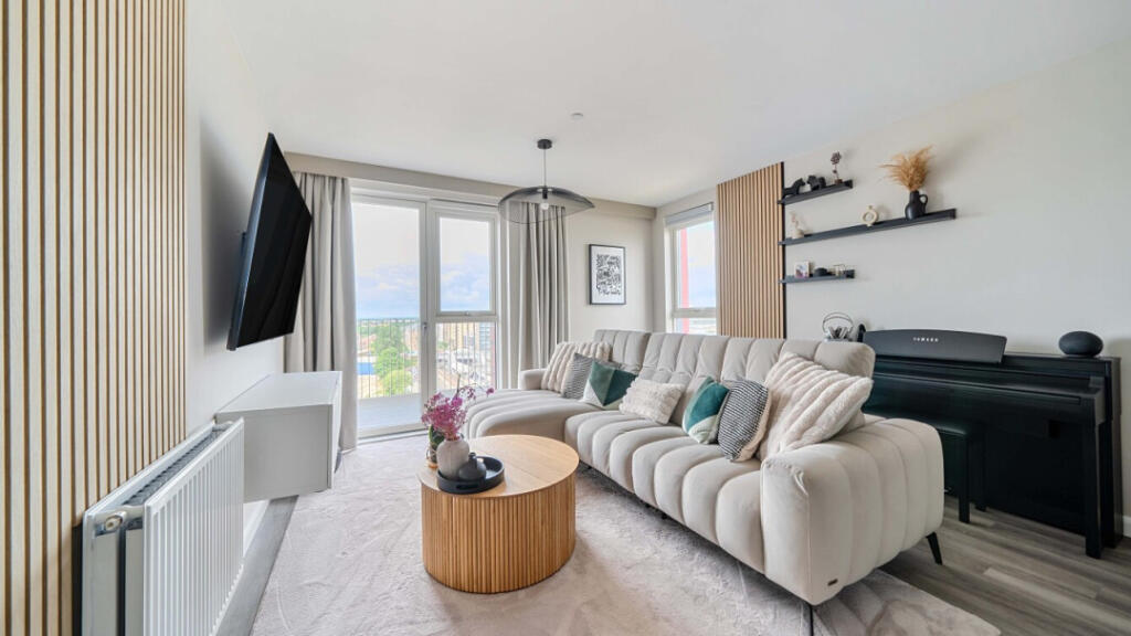 Main image of property: Catimor House, 37 Cranton Avenue, Hayes, UB3 4FW