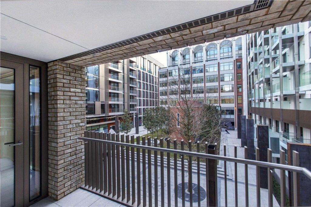 Apartment in London - View 3