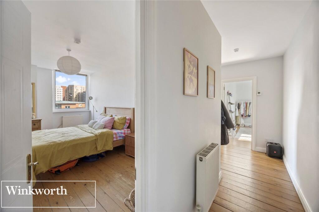 Apartment in Hove, Brighton and Hove - View 4