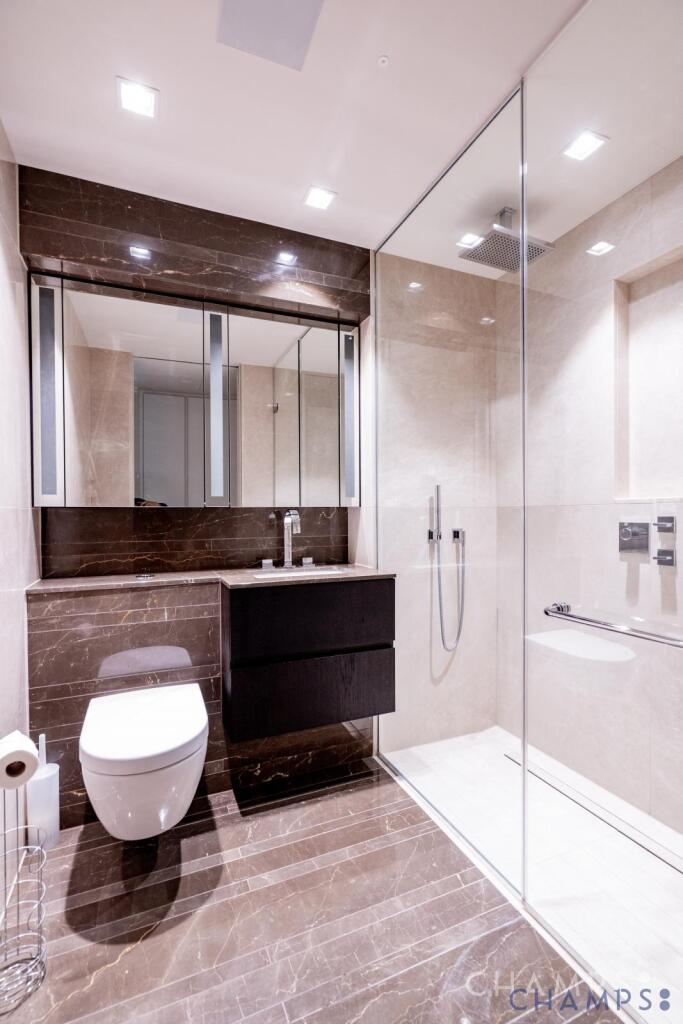 Apartment in London - More