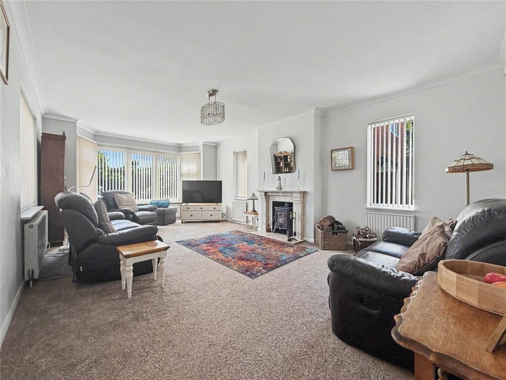 House in Gillingham, Twydall - View 6