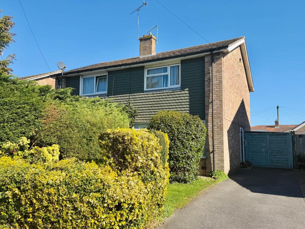 Main image of property: Westfield Road, Benson