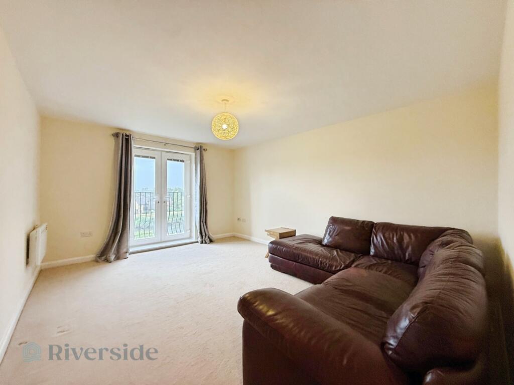 Apartment in Hull - View 3
