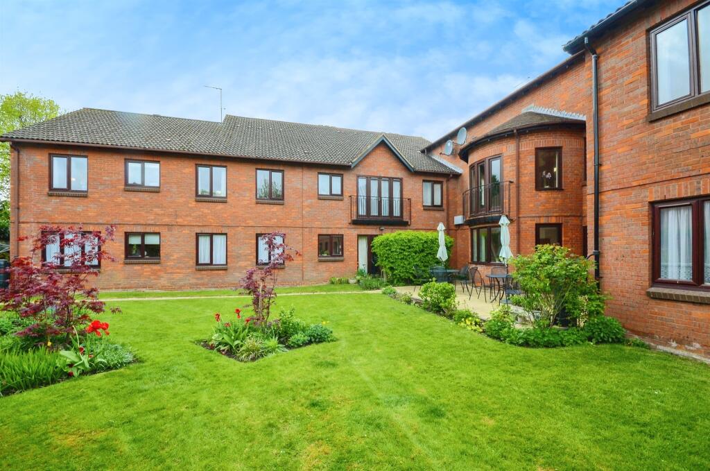 Additional image 15 of Batchwood View, St. Albans