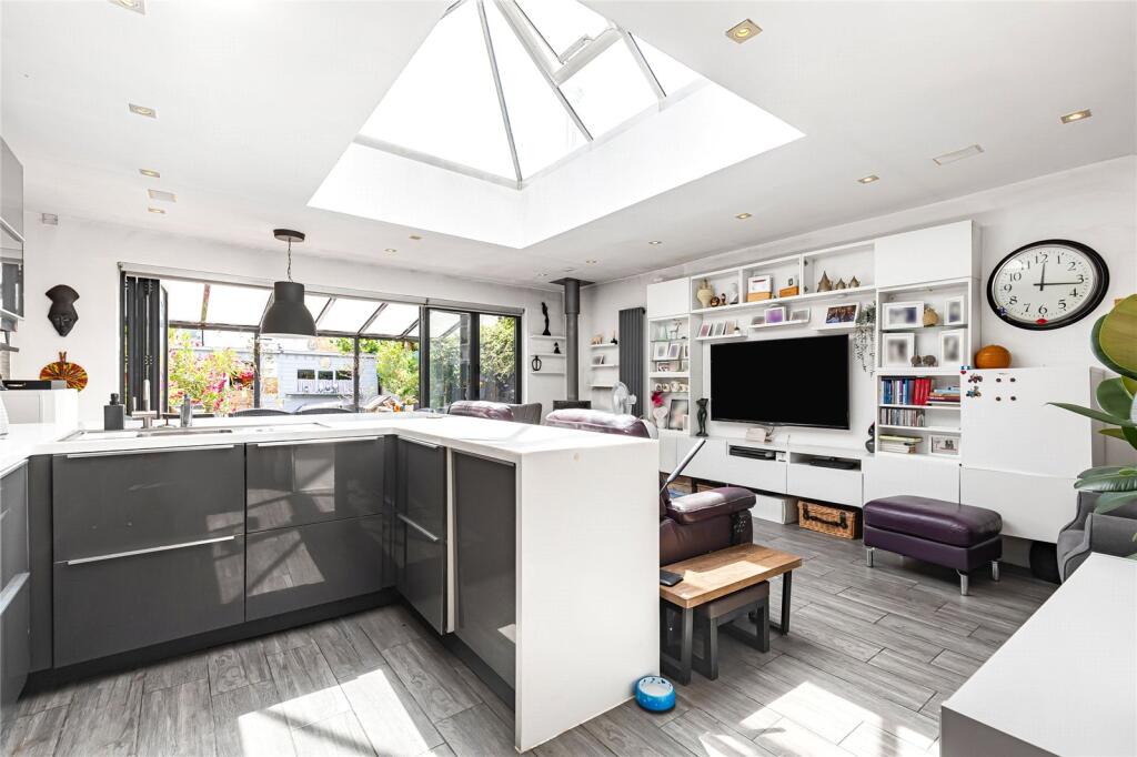 Main image of property: Nimrod Road, Furzedown, SW16