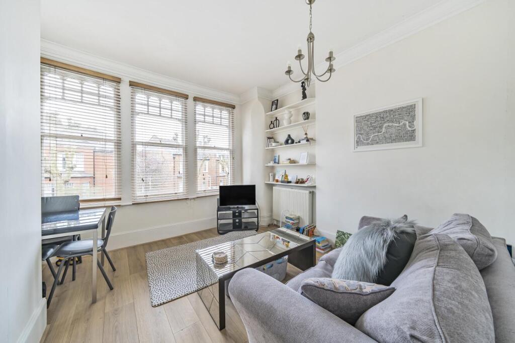 Apartment in London, Fortis Green, Muswell Hill - View 2