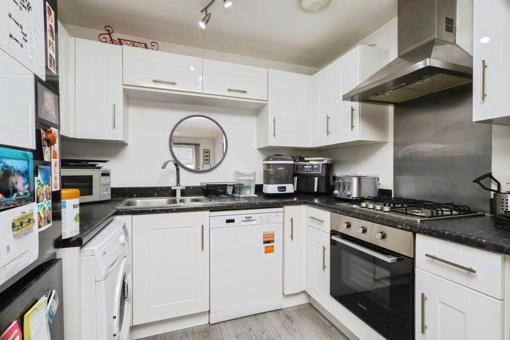 Reid Crescent, Hellingly, Hailsham photo 5