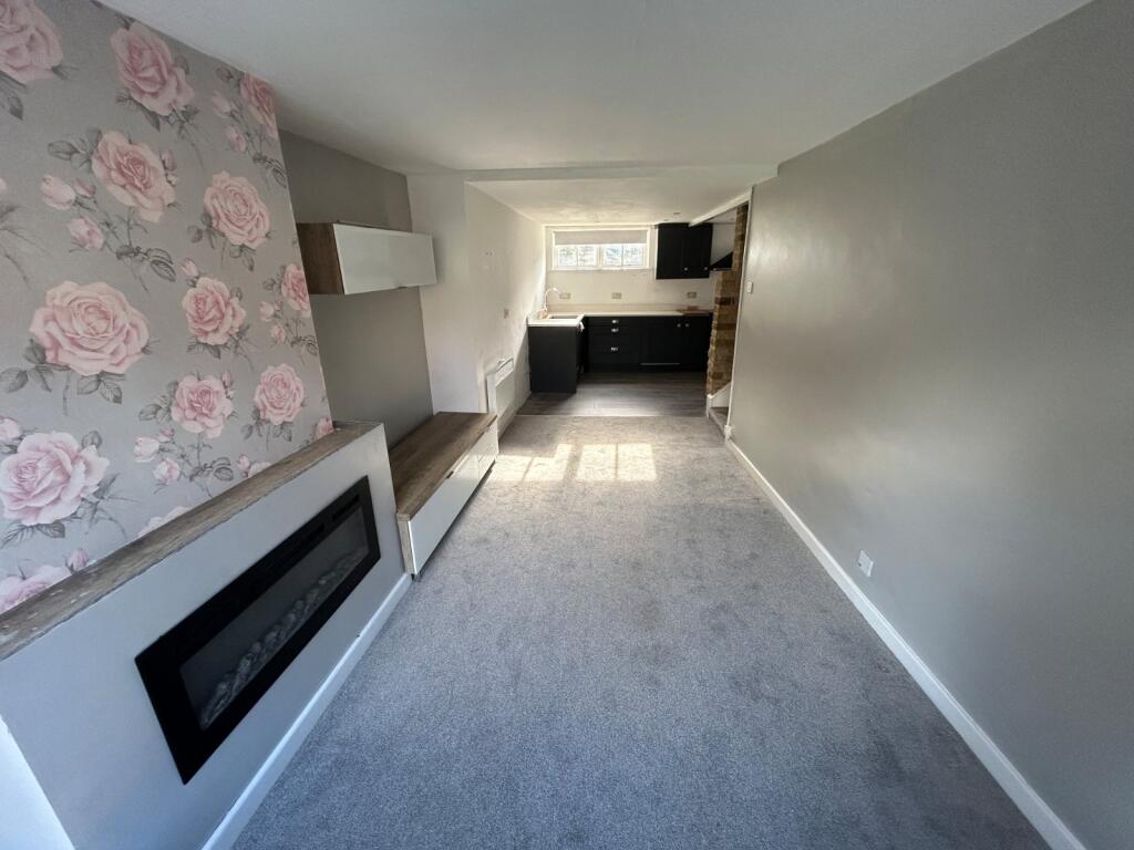 West End, Osmotherley, Northallerton, North Yorkshire, DL6 photo 3