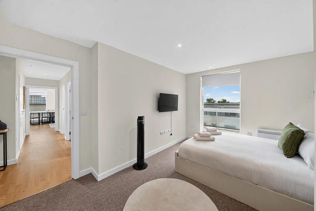 Apartment in London - View 5