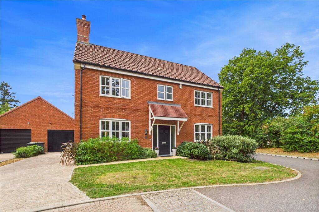 Main image of property: Greenacre Place, Newbury, Berkshire, RG14