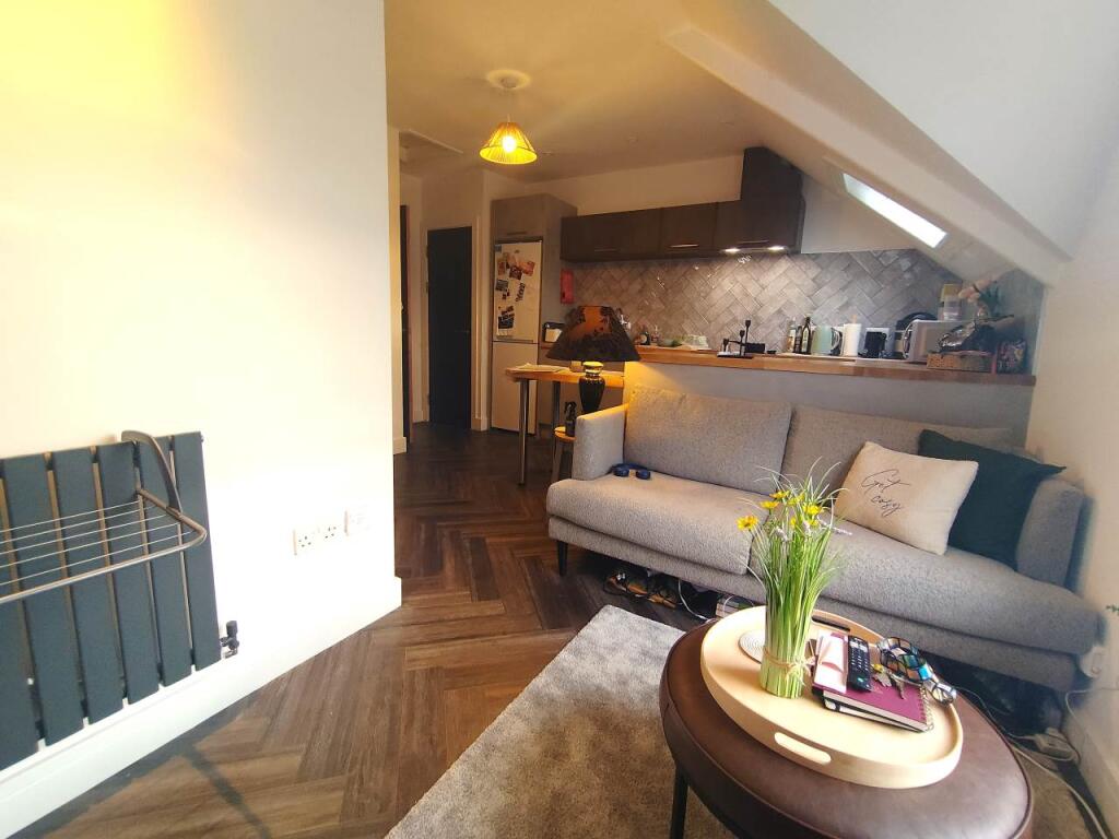 Main image of property: Miskin Street, Second Floor, Cathays, Cardiff