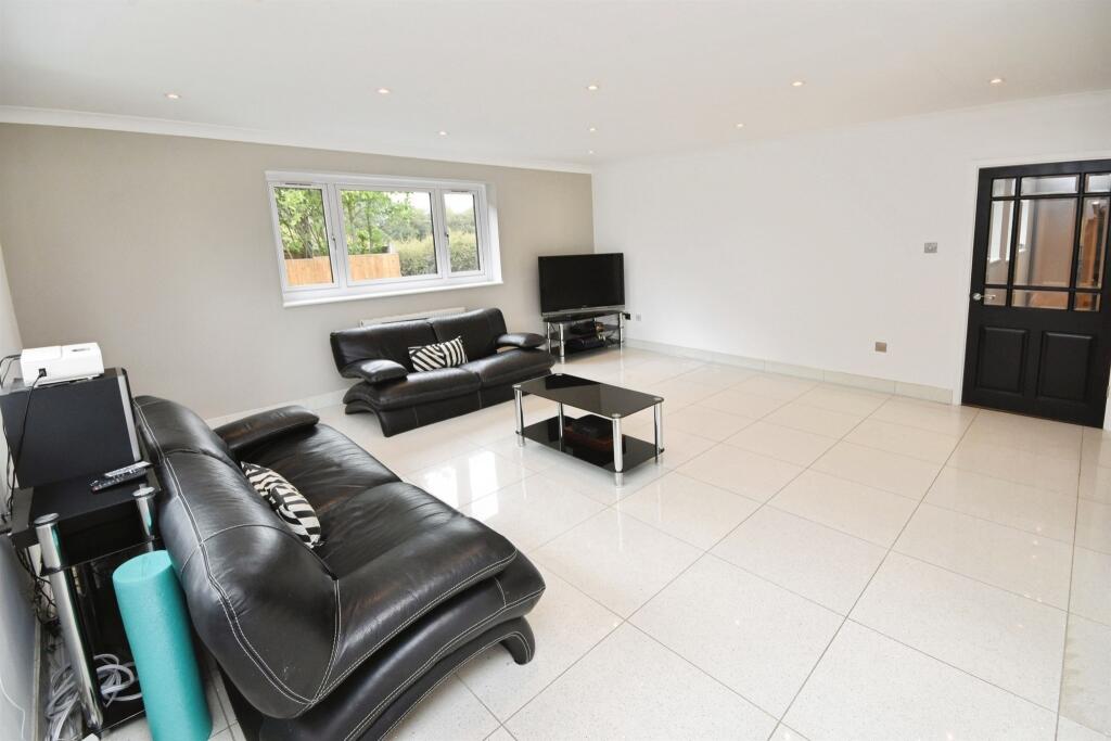 House in Braintree, Cressing - View 5