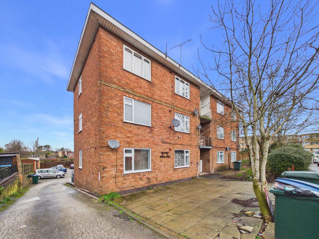Main image of property: Flat 15, 61 Sunbury Road, Stonehouse Estate, Coventry