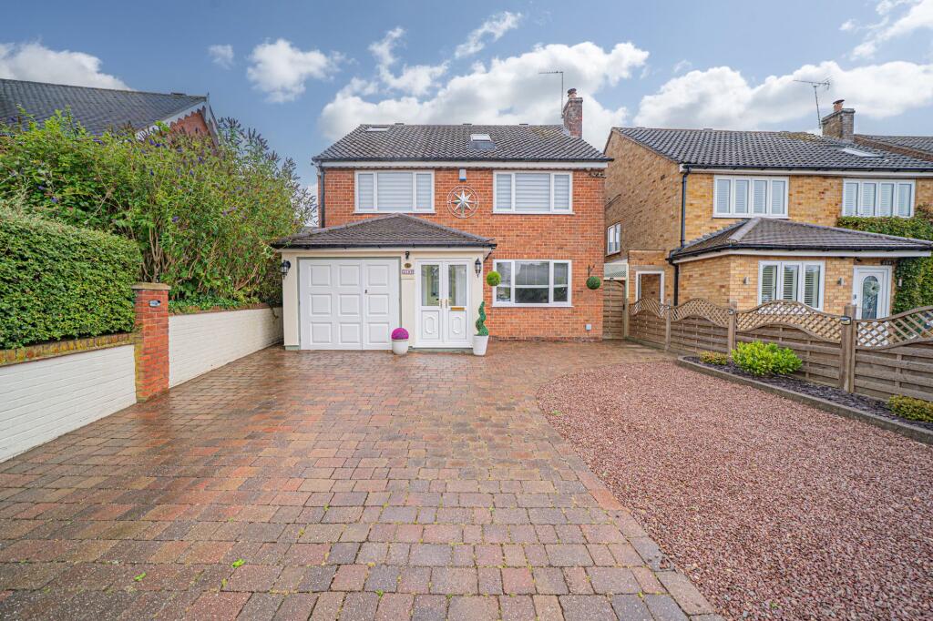 Main image of property: Stratford Road, Hockley Heath, B94