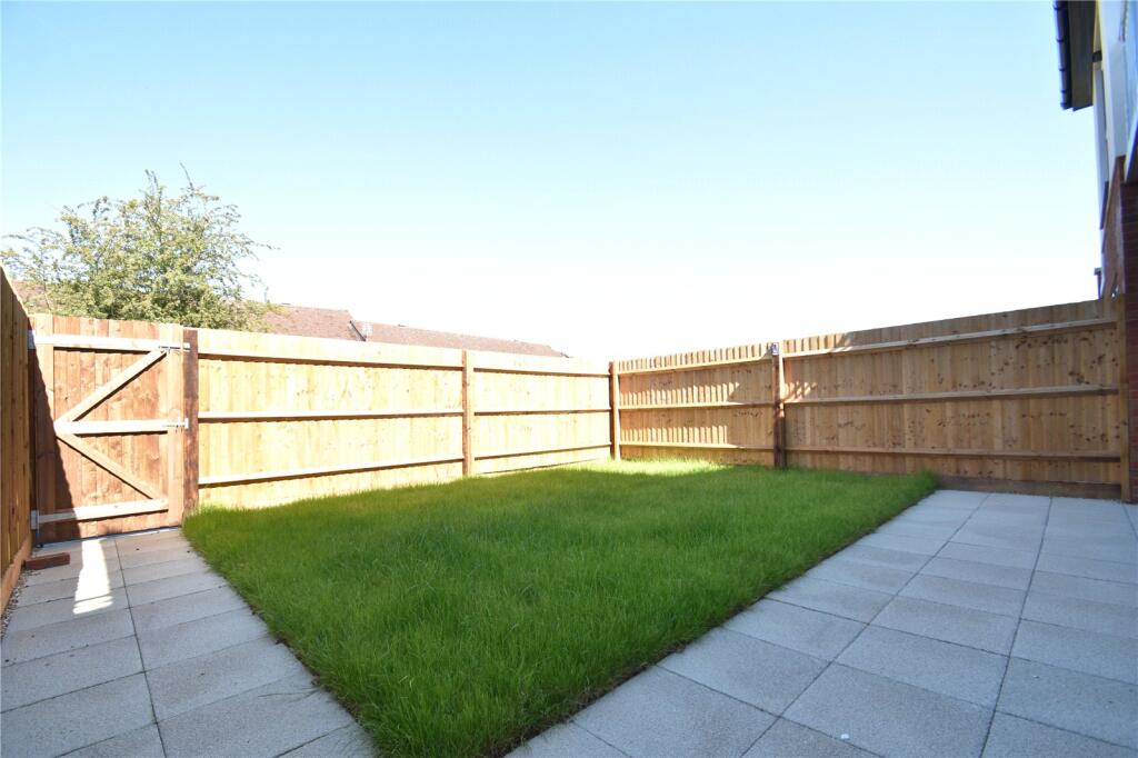 Apartment in Gerrards Cross, Denham - More