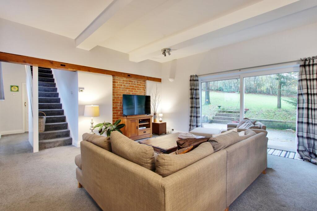 Main image of property: Cobblestone Mews, Tunbridge Wells