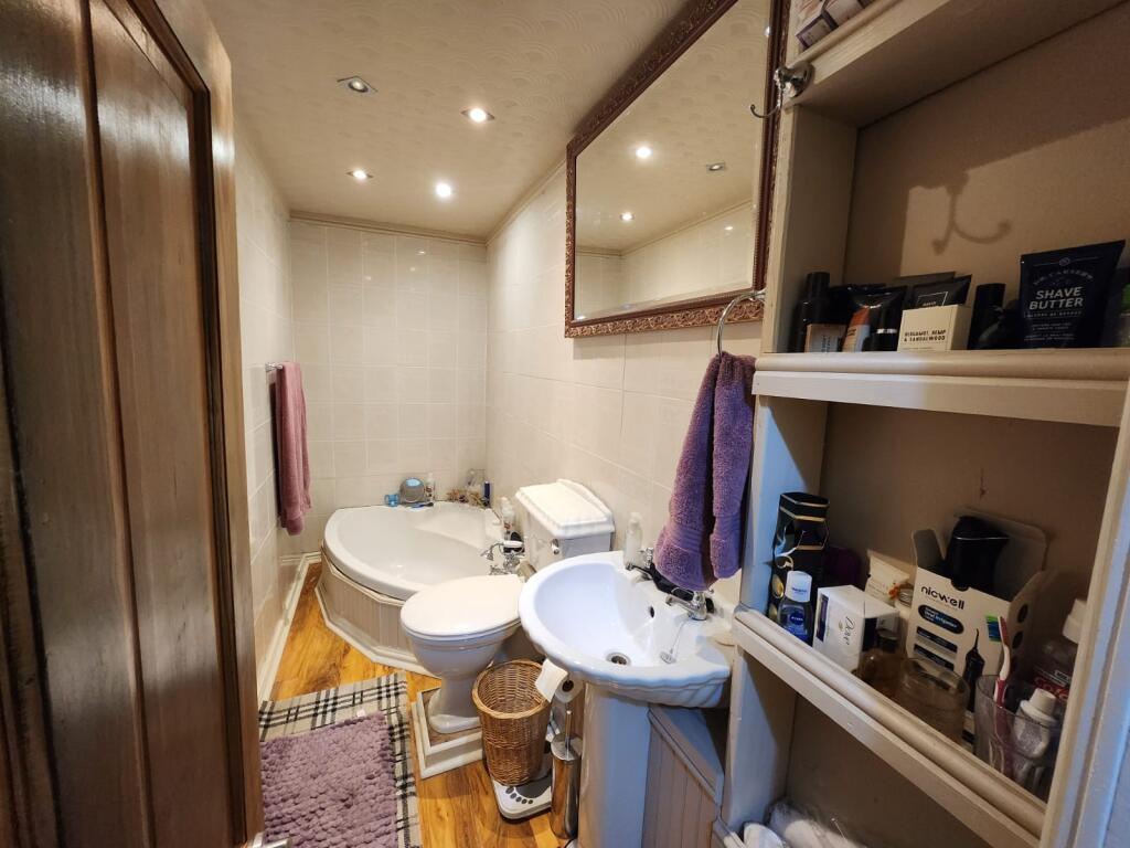 Additional image 28 of Cutler Heights Lane, BD4 9JG