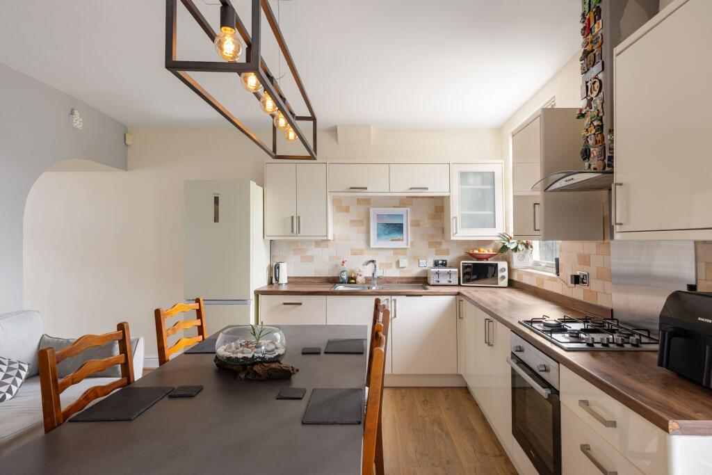 House in Bristol, Speedwell - More