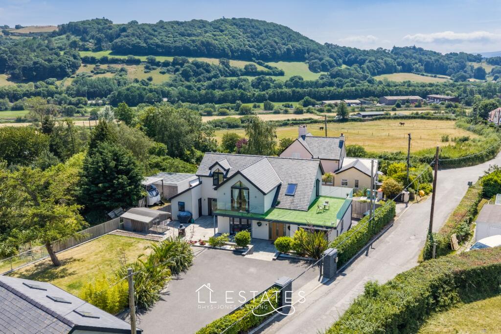 Main image of property: Kimbolton, Pabo Lane, Llandudno Junction, LL31 9JE