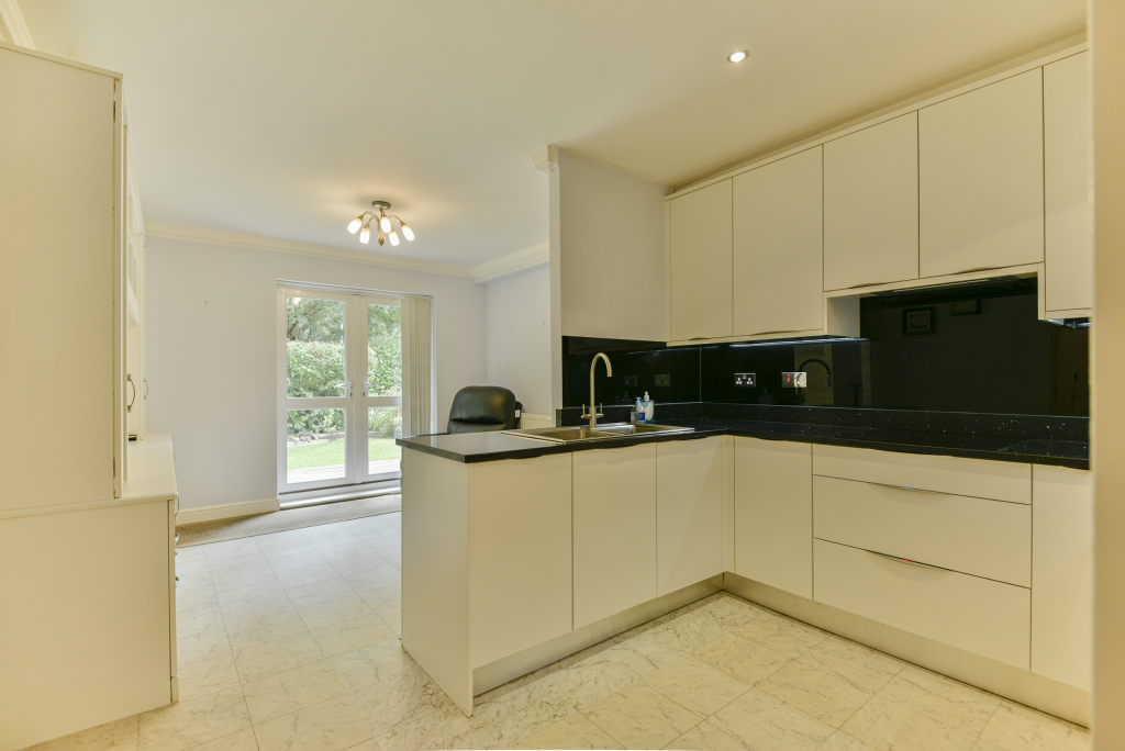 Apartment in Stockport - More