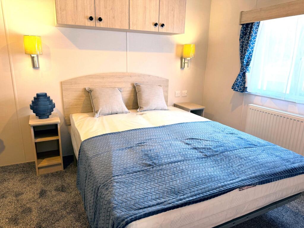 Delta Show Home, Hazelwood Holiday Park, Warren Road, Dawlish Warren, Devon, EX7 0PF - View 5