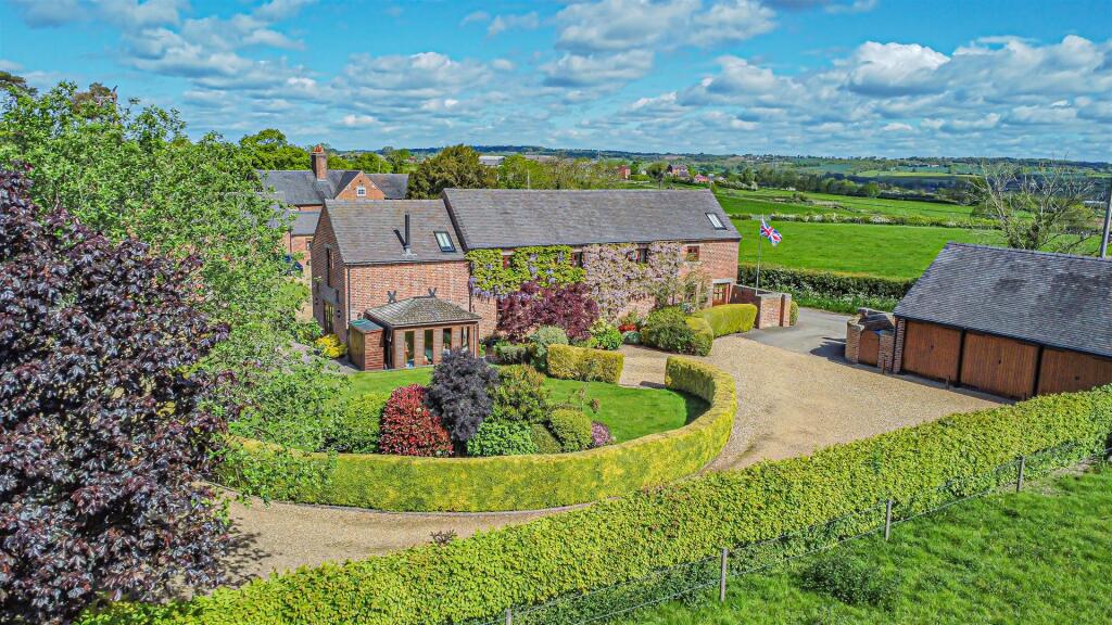 House in East Staffordshire, Upper Nobut, Leigh