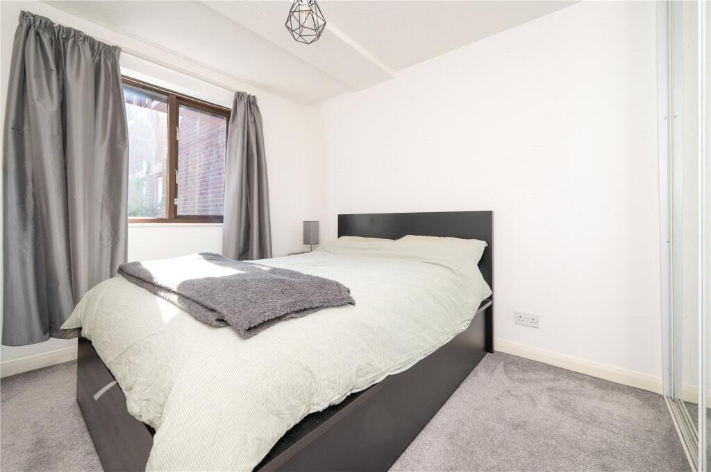 Main image of property: Half Moon Mews, St. Albans, Hertfordshire