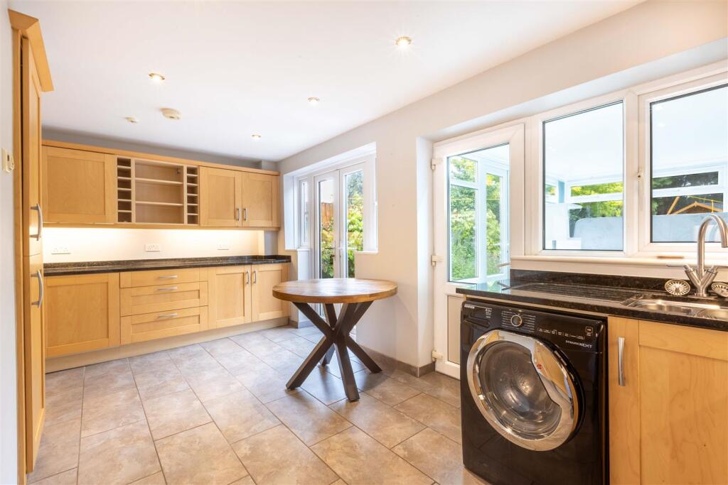 Wensley Road, Sheldon, Birmingham photo 3