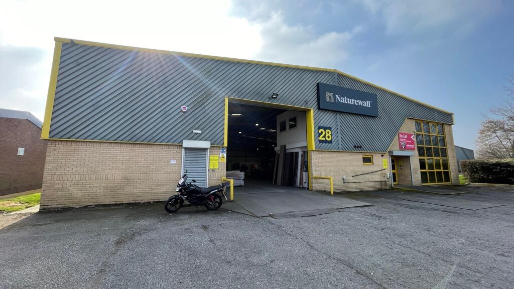Main image of property: Unit 28, Bergen Way, Sutton Fields Industrial Estate, Hull, East Yorkshire, HU7 0YQ